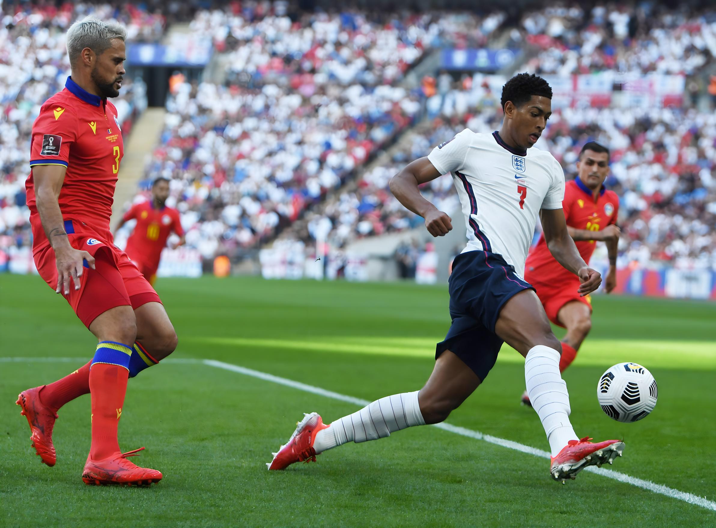 两名来自长 两名来自长