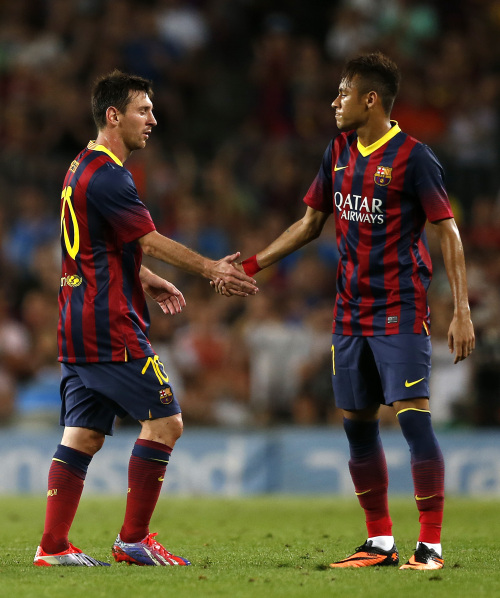 化球员的身 化球员的身