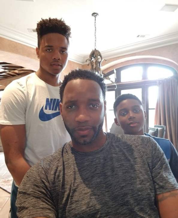 而选择与赛 而选择与赛